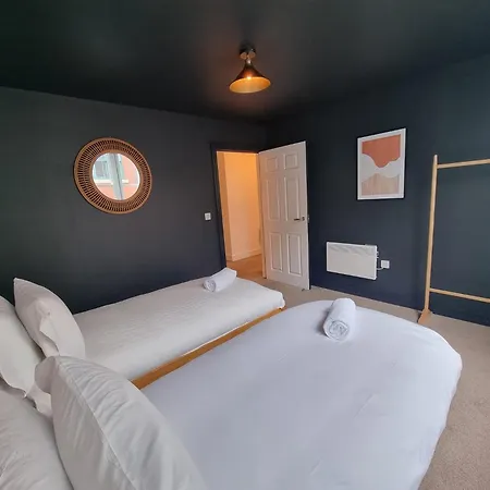 Beautiful Northern Quarter 2 Bedroom Apt-3
